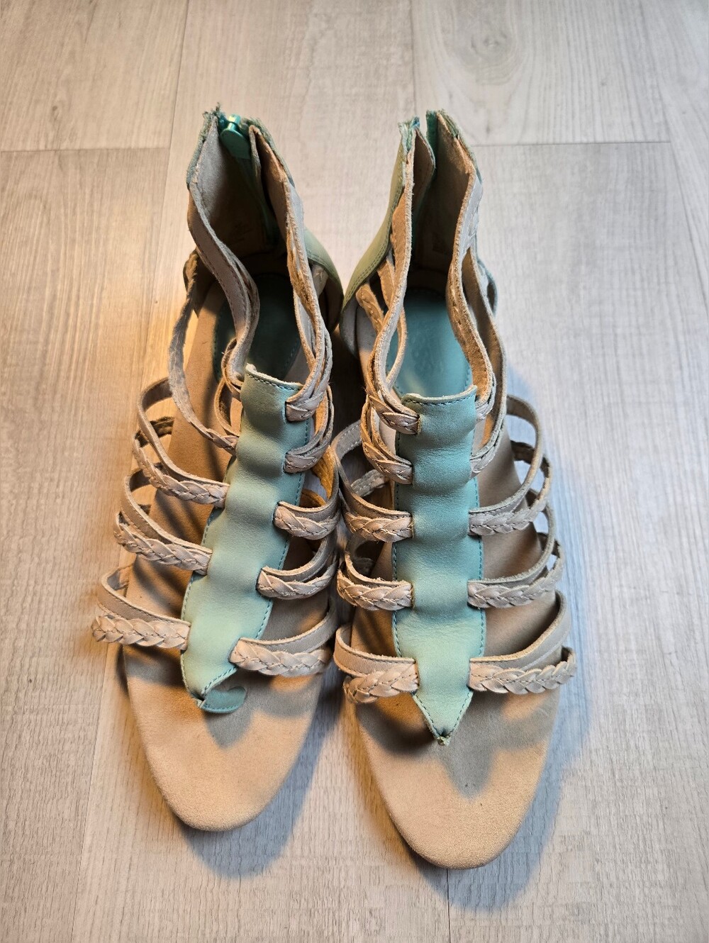 Wolverine 1883 Mint & Taupe Gladiator Strap Sandals Women's Size 10
